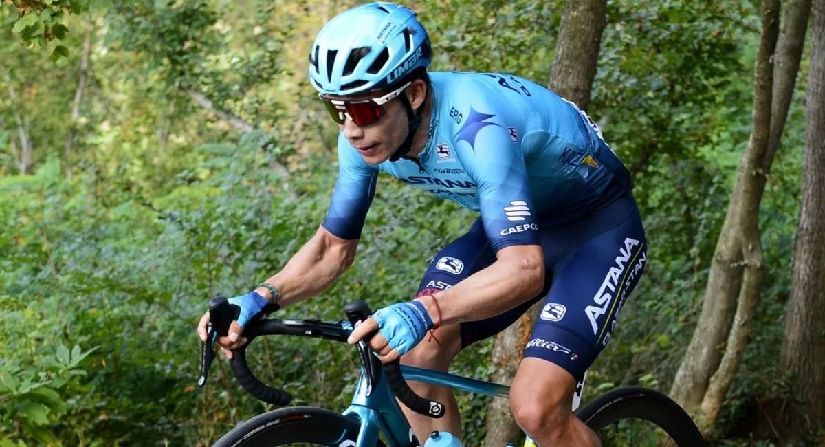 El pedalista colombiano tuvo una buena actuación en la Vuelta a España 2022. Foto: Instagram @miguelsuperlopez