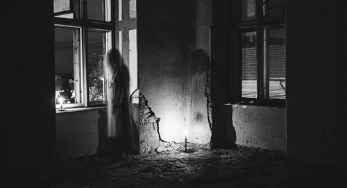 Actor colombiano vive con un fantasma en su apartamento