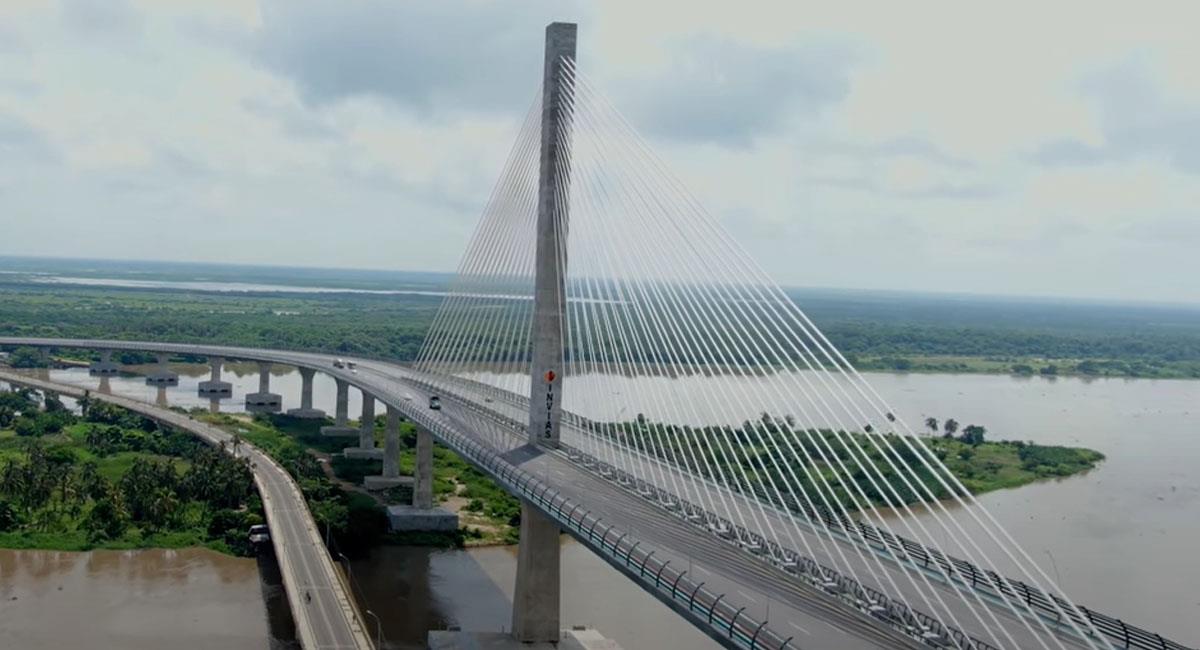 El nuevo puente Pumarejo es considerado como una obra insignia de la ingeniería nacional. Foto: Youtube