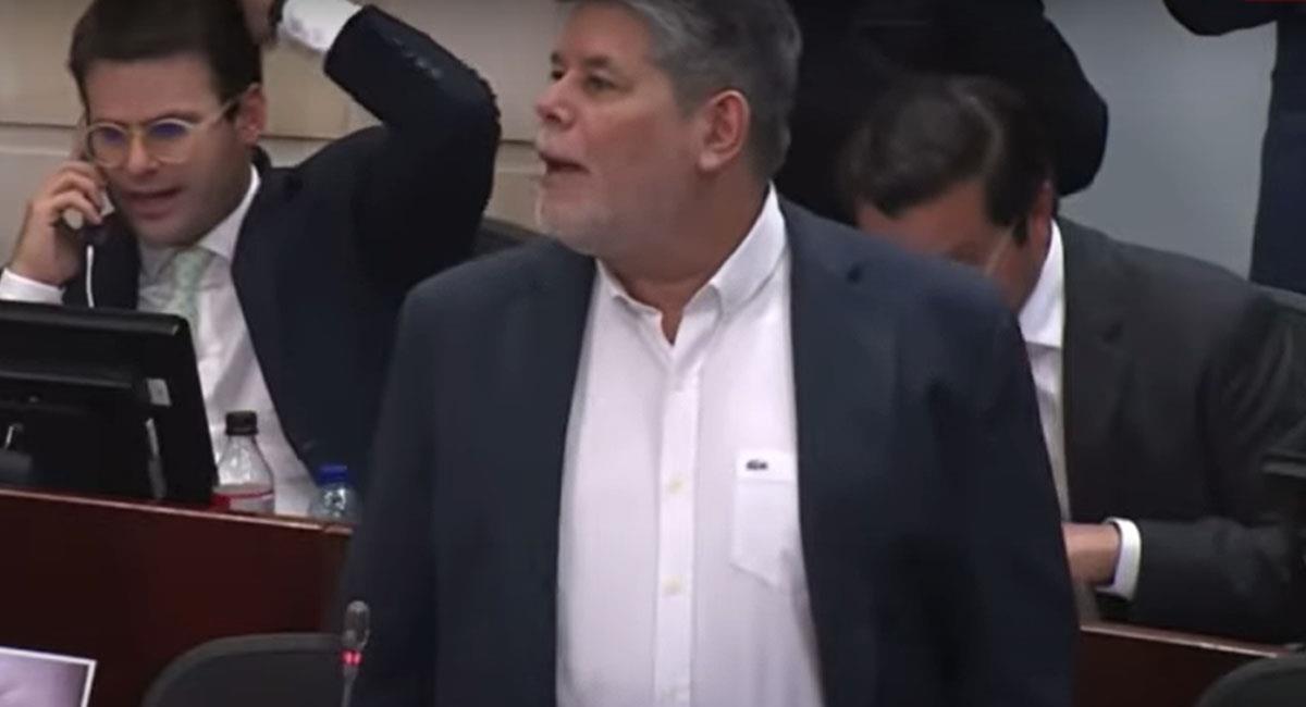 El senador Antonio Zabaraín se manifestó en contra de imponer impuestos a las iglesias en el país. Foto: Youtube