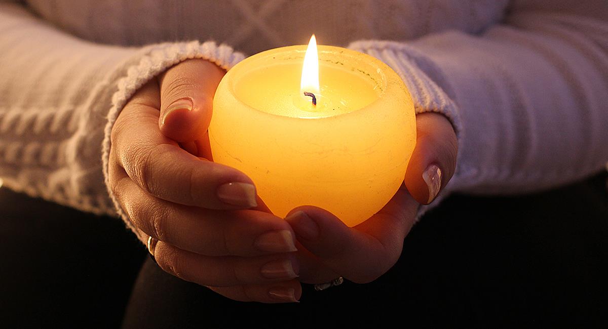 Oración para diciembre: reza para iniciar el último mes del año con el pie derecho. Foto: Shutterstock