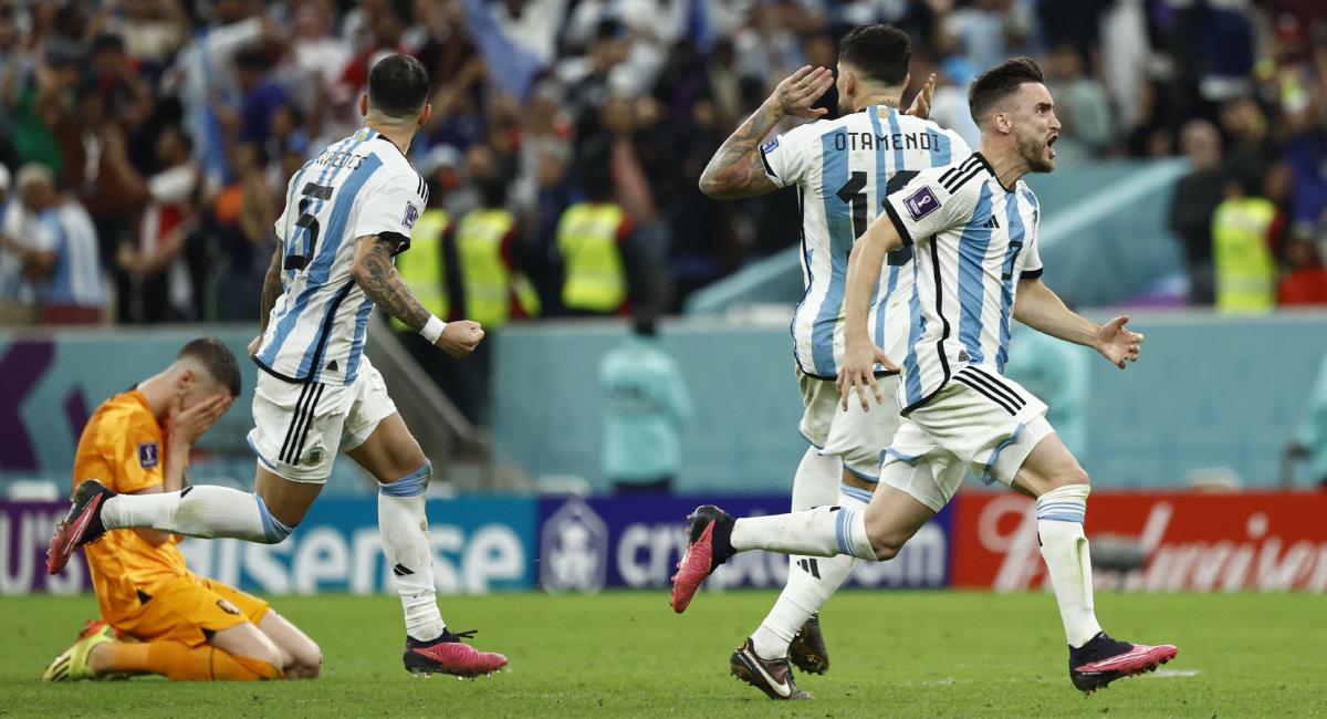 Argentina se quedó con el paso a semifinales, después de un increíble partido. Foto: EFE
