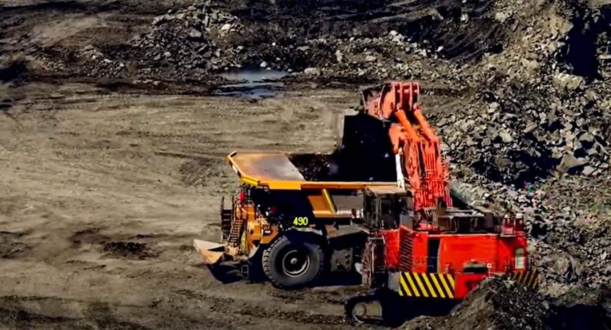 La mina de carbón de El Cerrejón en La Guajira es la más grande de Suramérica. Foto: Youtube