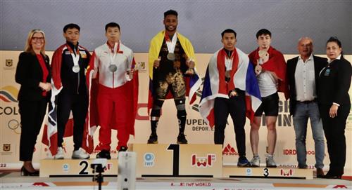 Francisco Mosquera: campeón mundial de levantamiento de pesas