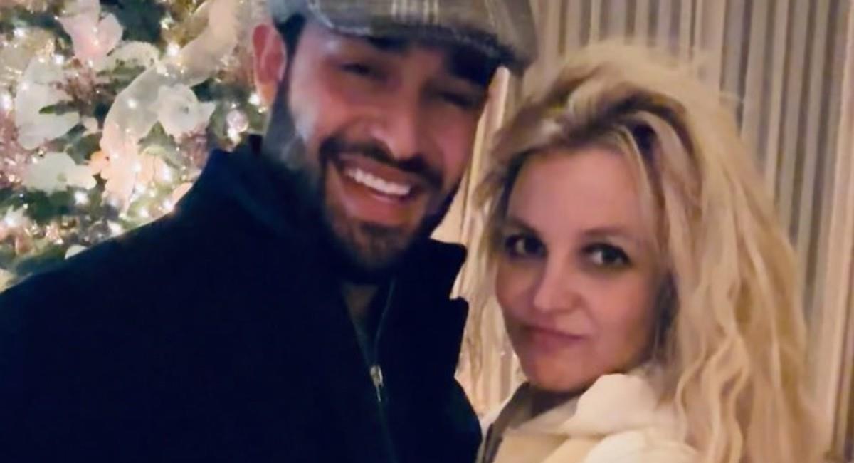 Britney Spears y su esposo. Foto: Instagram @britneyspears