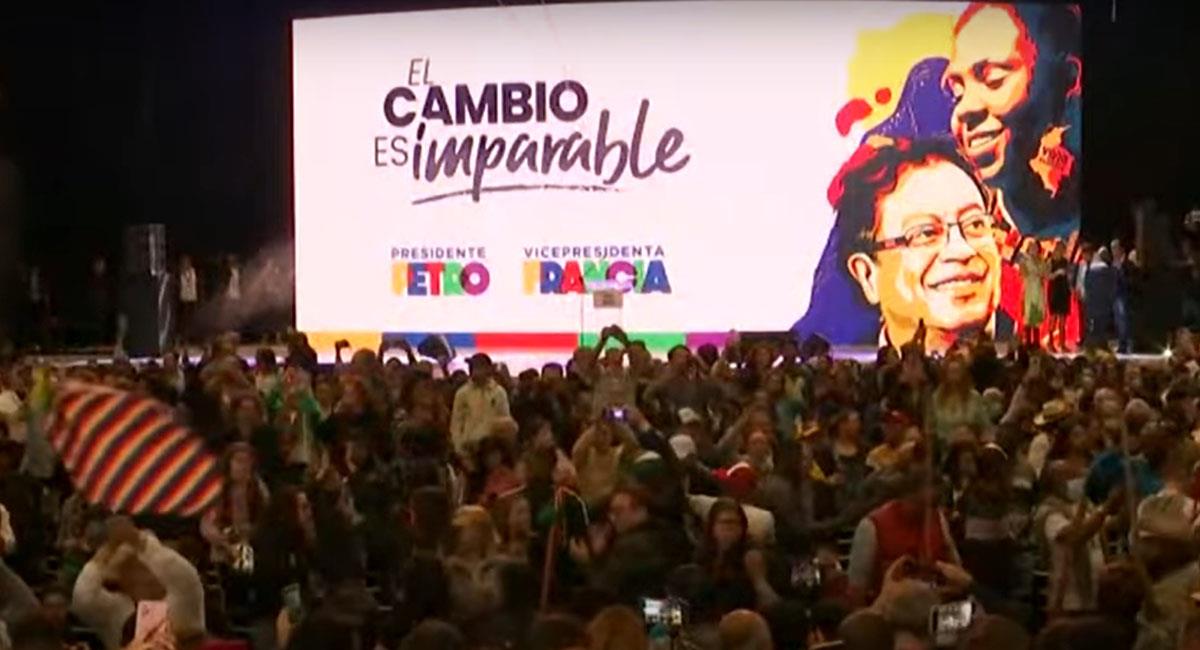 La campaña presidencial de Gustavo Petro quiso afectarse con una campaña de espionaje a la misma. Foto: Youtube