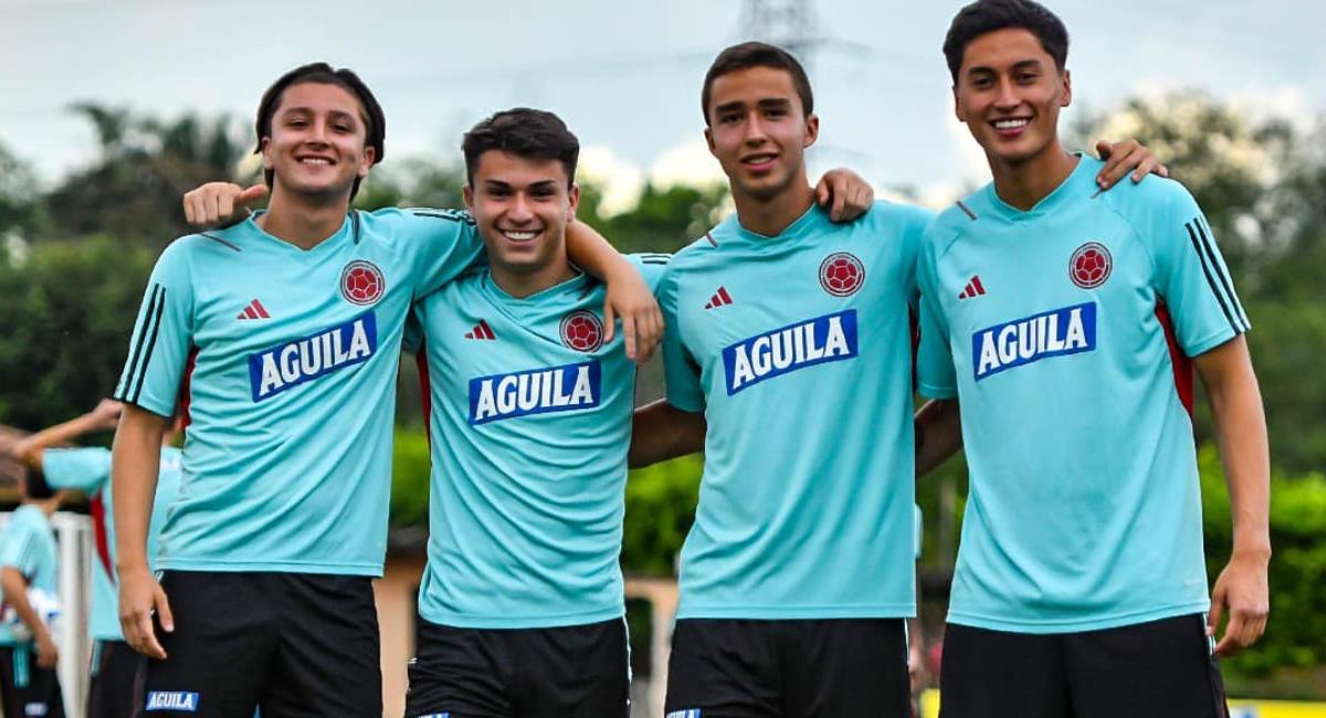 Colombia se prepara para su debut, frente a Paraguay. Foto: Facebook Federación Colombiana de Fútbol