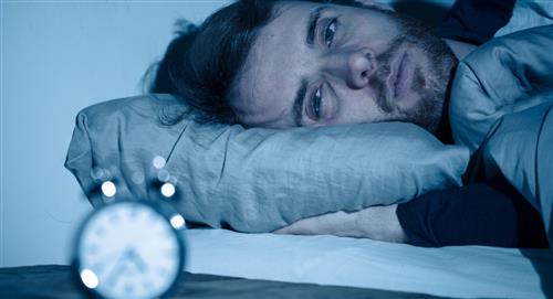 Adultos que duermen poco tienen alto riesgo de sufrir demencia