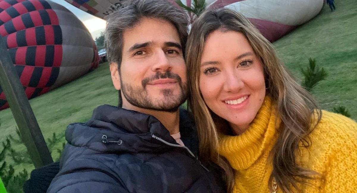 Daniel Arenas junto a su pareja Daniela Álvarez. Foto: Instagram @danarenas