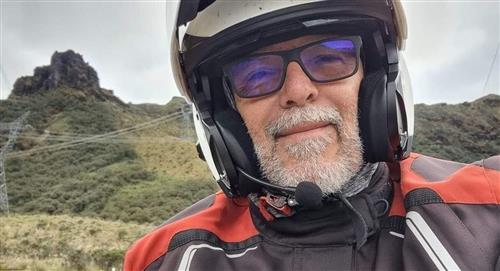 La historia del hombre que con 64 años recorre 8 países en moto