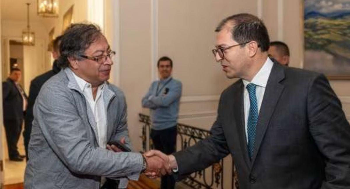 Presidente Gustavo Petro y Fiscal Francisco Barbosa. Foto: Twitter Presidencia de la República