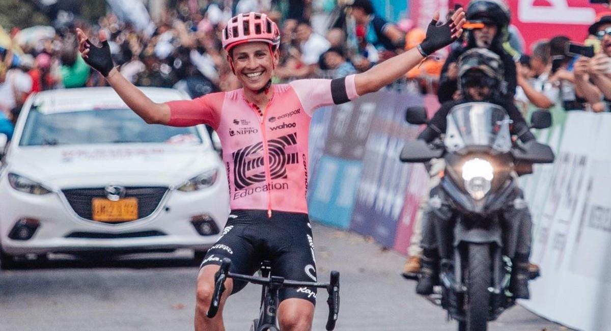 El pedalista colombiano intentará tener un gran rendimiento este año. Foto: Instagram @estebanchavesbta