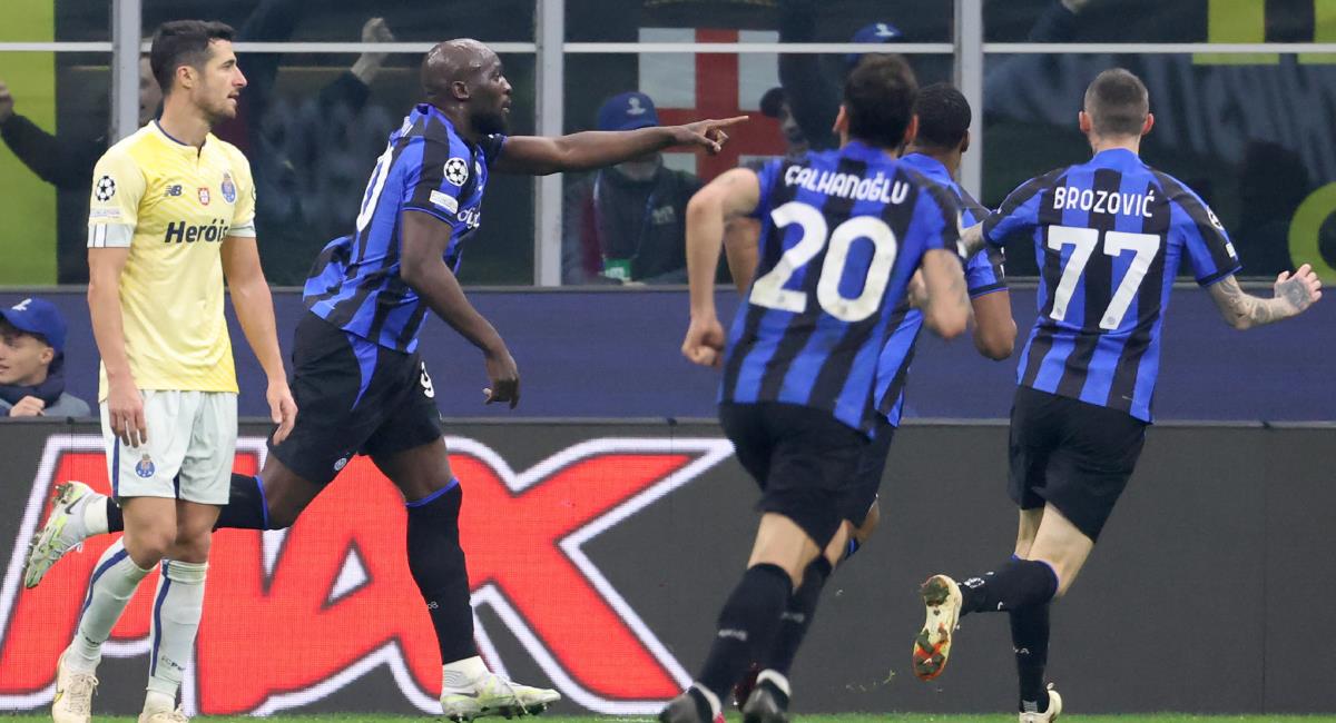Romelu Lukaku celebra el gol que consiguió para Inter. Foto: EFE