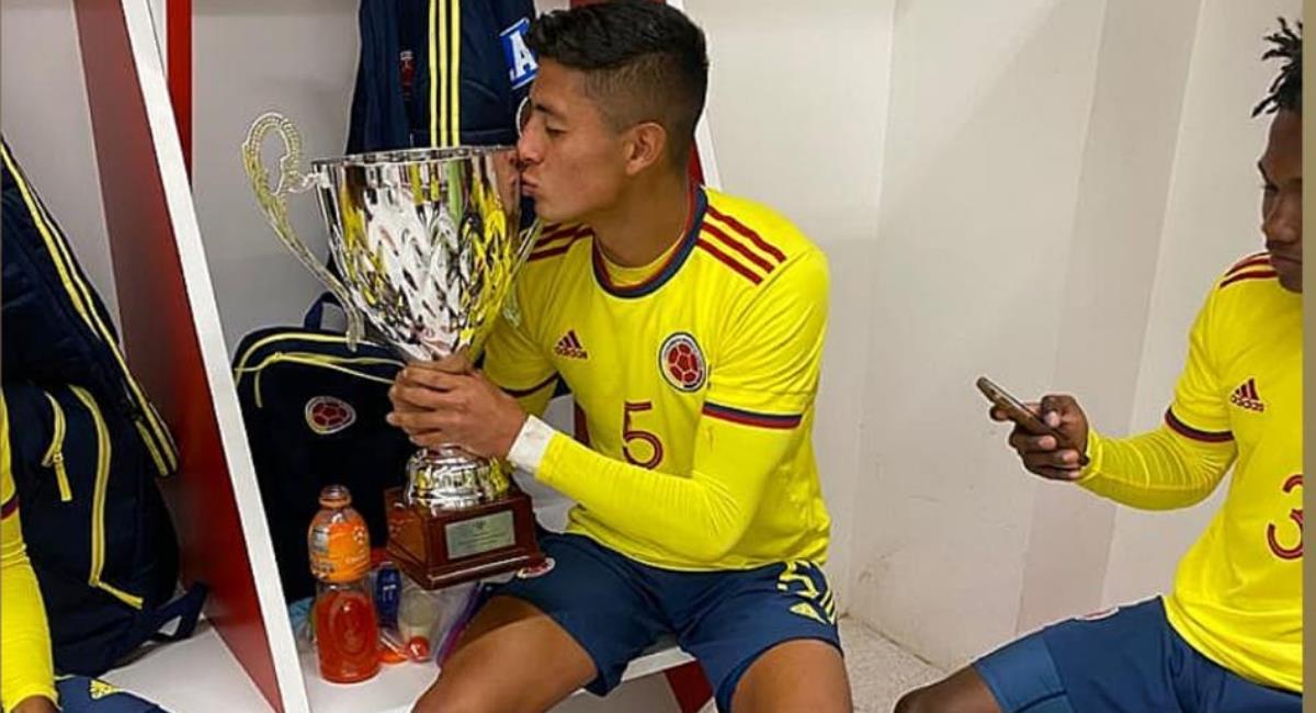 Kevin Mantilla, con la Selección Colombia. Foto: Instagram @kevinmantillac