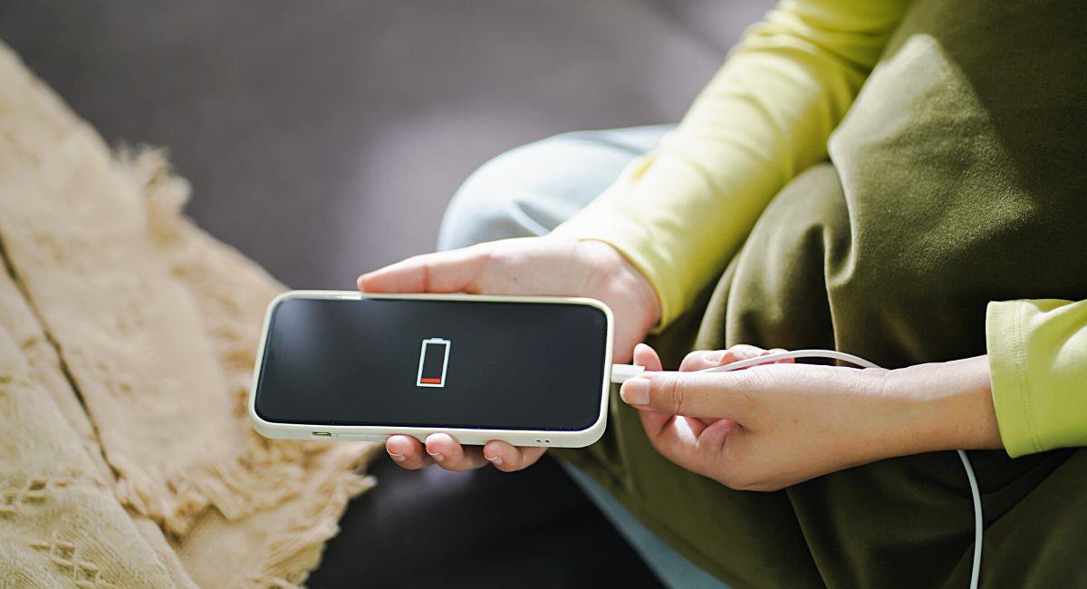 Top 10 aplicaciones de tu smartphone que consumen más batería. Foto: Shutterstock