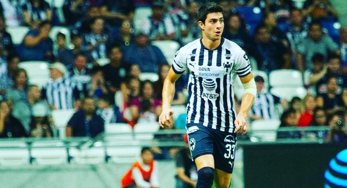 El futbolista colombiano continúa demostrando un buen nivel en el exterior. Foto: Instagram @_stefanmedina