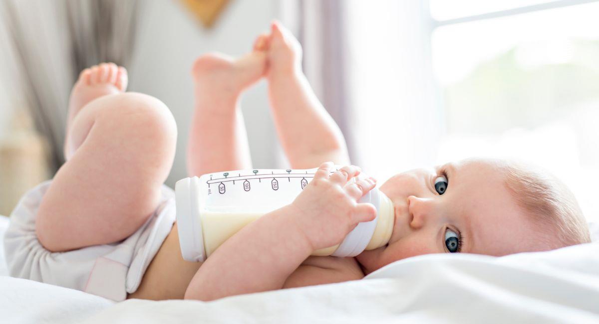 Bebés podrían estar consumiendo microplásticos diariamente. Foto: Shutterstock