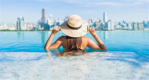 Mujeres podrán ir en topless a piscinas públicas en Berlín