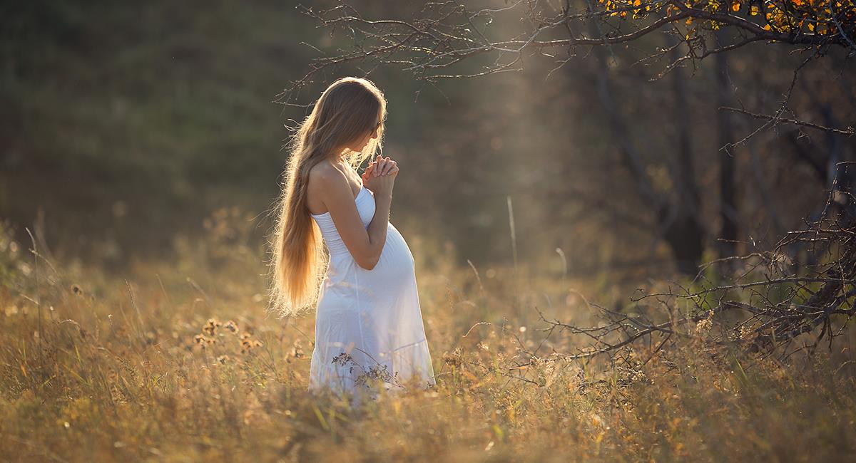 Oración para las mujeres embarazadas: reza para no tener problemas con tu bebé. Foto: Shutterstock