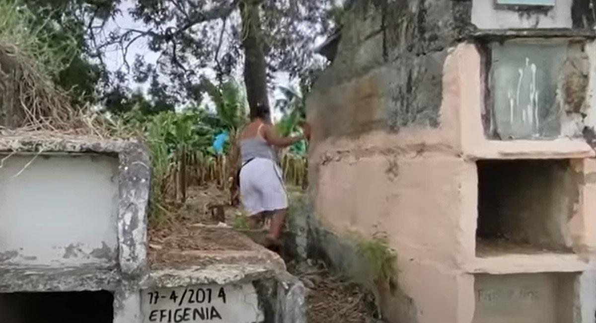 Varias tumbas fueron profanadas en Turbo, Antioquia. Foto: Youtube