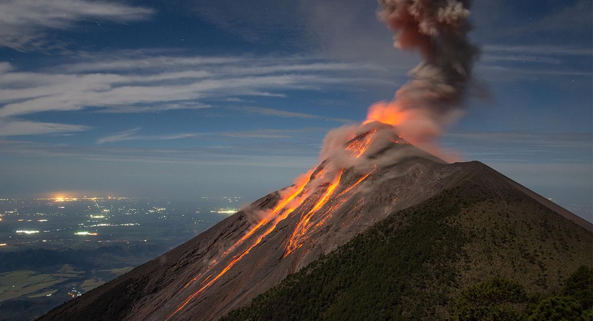 Volcanes harán erupción: aterradoras predicciones de una vidente para el mes de abril. Foto: Shutterstock