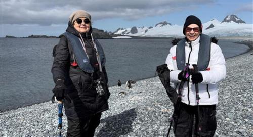 Dos mujeres de 81 años visitaron 18 países y 7 continentes en 80 días