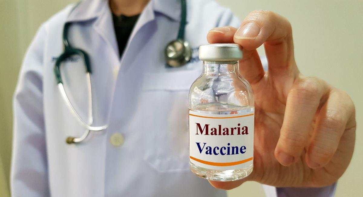 Ghana aprueba el uso de la vacuna contra la malaria de Oxford. Foto: Shutterstock