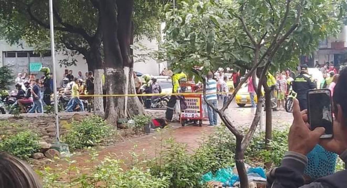 Explosión en Cúcuta deja un muerto y varios heridos. Foto: Twitter @DOLLYXIOMARA