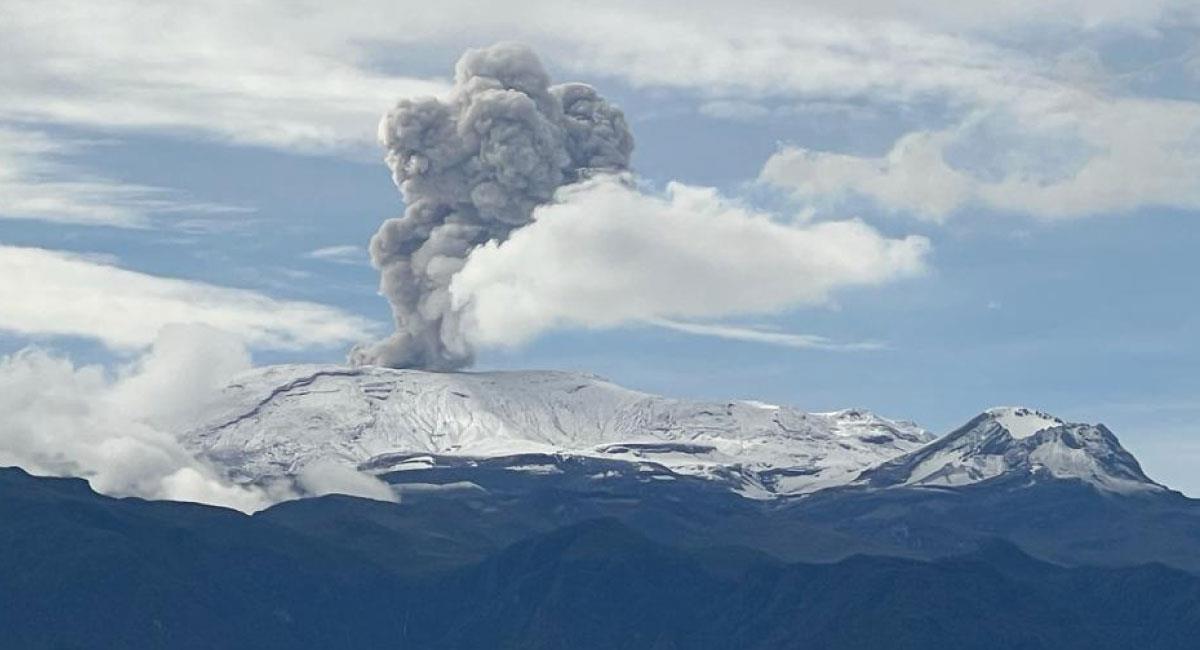 Detectan incremento en actividad del volcán Nevado del Ruiz. Foto: Twitter @sgcol