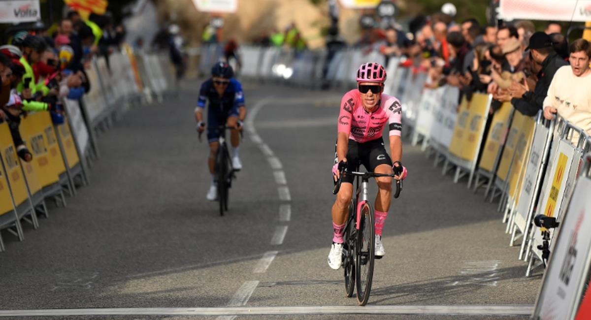 Rigoberto Urán escala en la clasificación general del Giro de Italia 2023. Foto: Twitter Rigoberto Urán