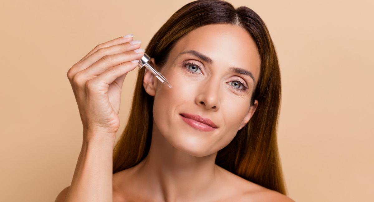 5 productos que no pueden faltar en tu rutina de cuidado facial. Foto: Shutterstock