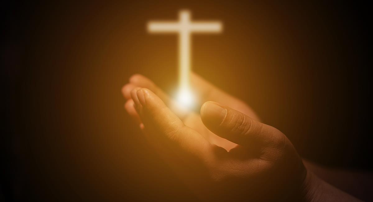 Poderosa oración para no perder la fe y la esperanza ante las adversidades. Foto: Shutterstock