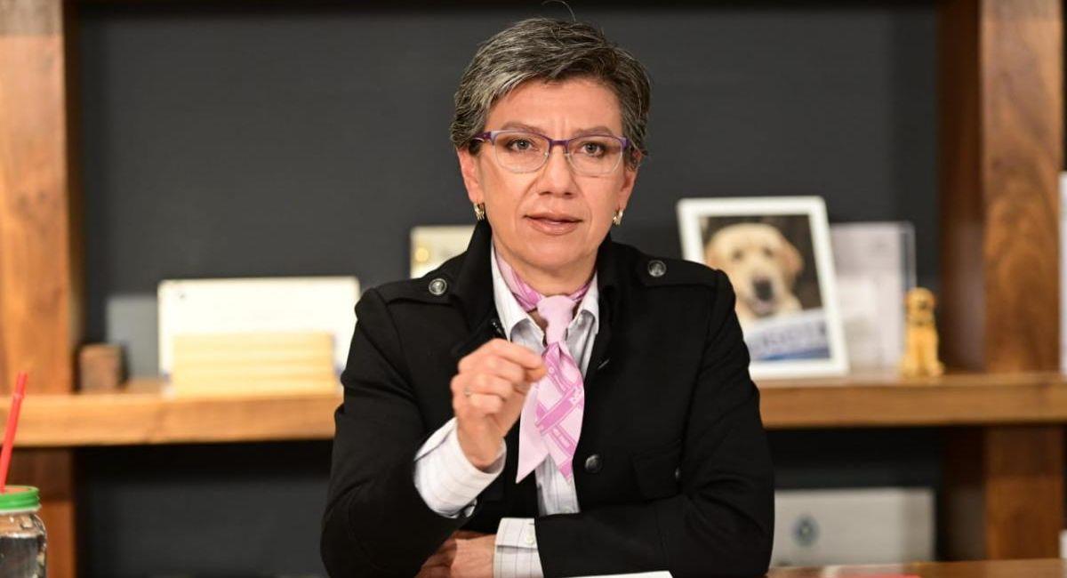 Alcaldesa Claudia López participó en el foro "Desafíos de Seguridad y Territorio 2023". Foto: RTVC