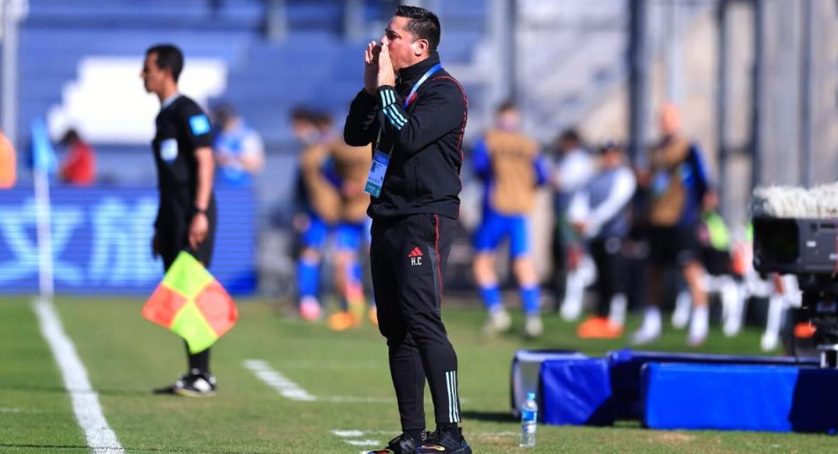 Héctor Cárdenas dirigió a Colombia en el reciente mundial juvenil. Foto: Twitter FCF