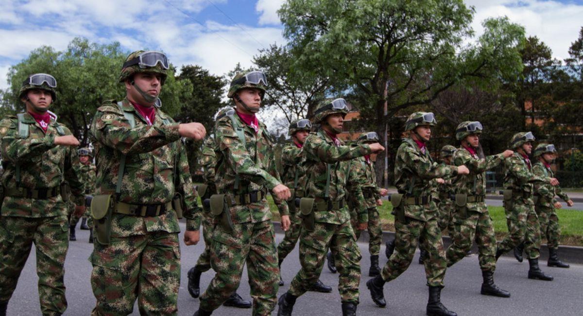 Pensionados militares sin la mesada 14. Foto: RTVC