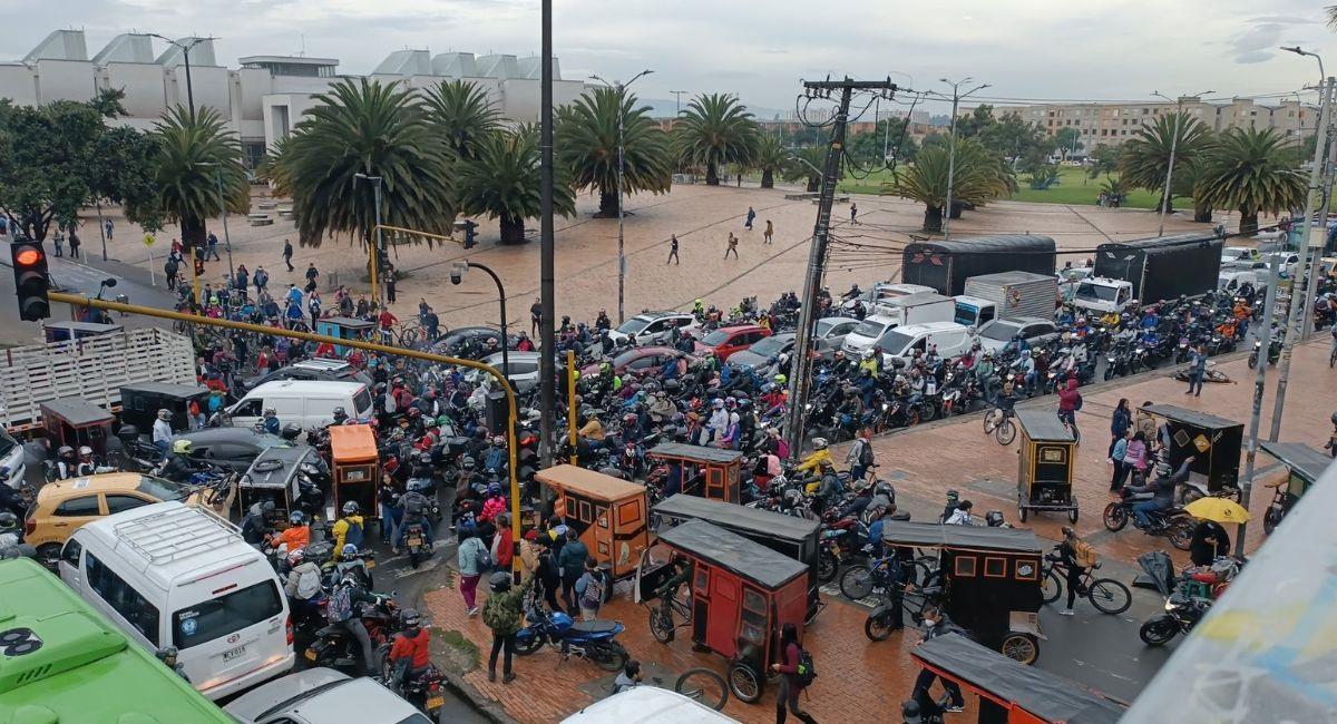 El sector de El Tintal registró caos total en horas de la mañana del viernes. Foto: Twitter @Alxsuar7481