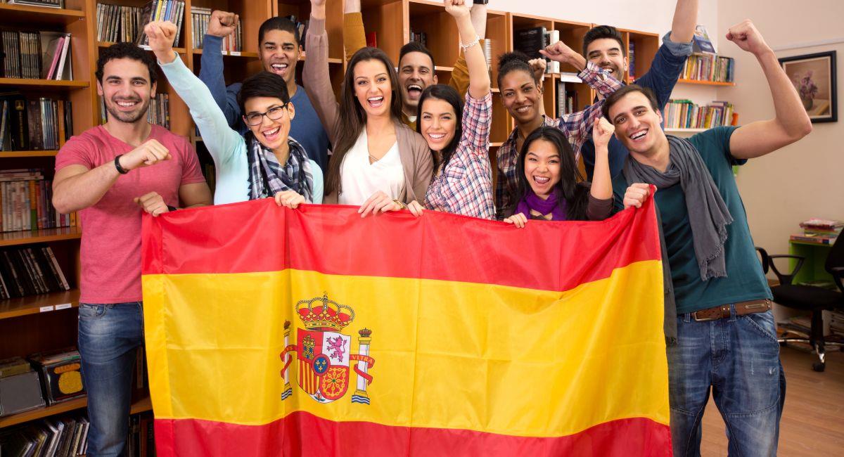 Icetex lanza convocatoria de becas para maestría en España. Foto: Shutterstock