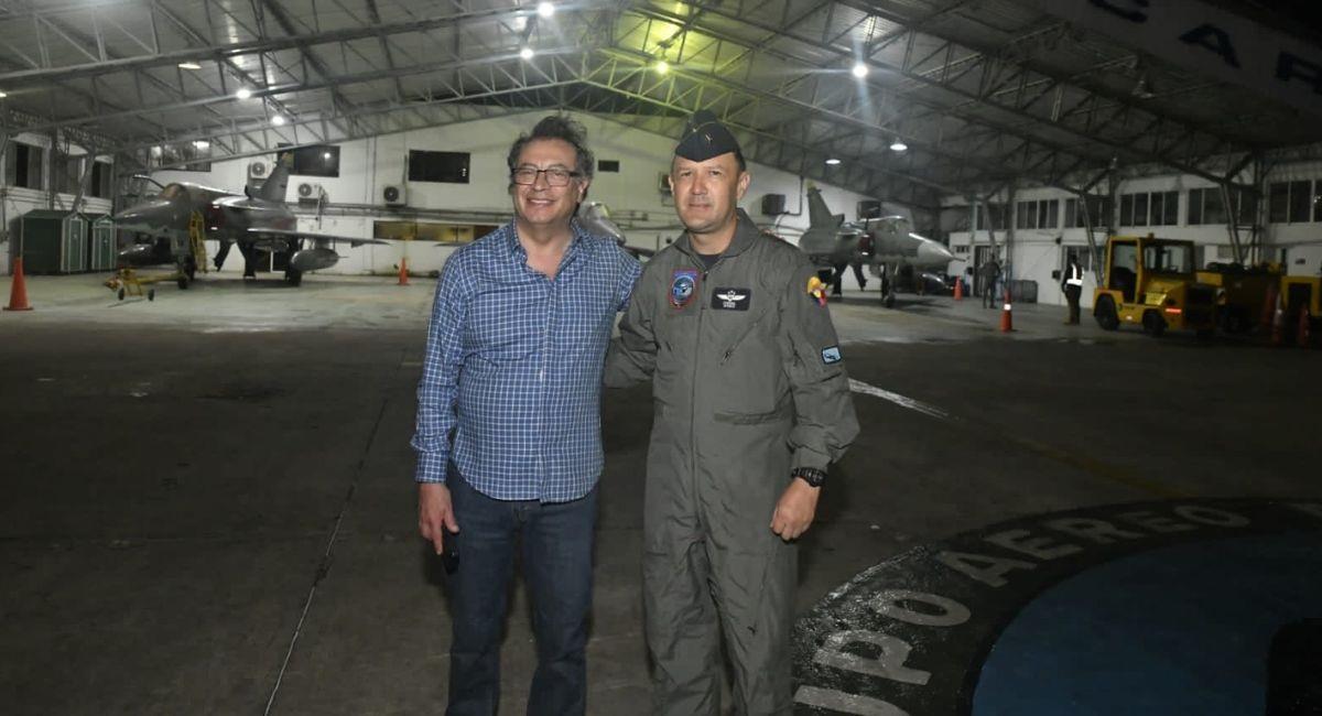 Gustavo Petro llegó a San Andrés. Foto: Twitter @petrogustavo