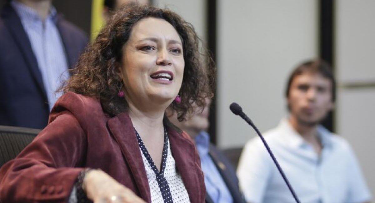 Angélica Lozano candidata a la Presidencia del Senado. Foto: Radio Nacional de Colombia 