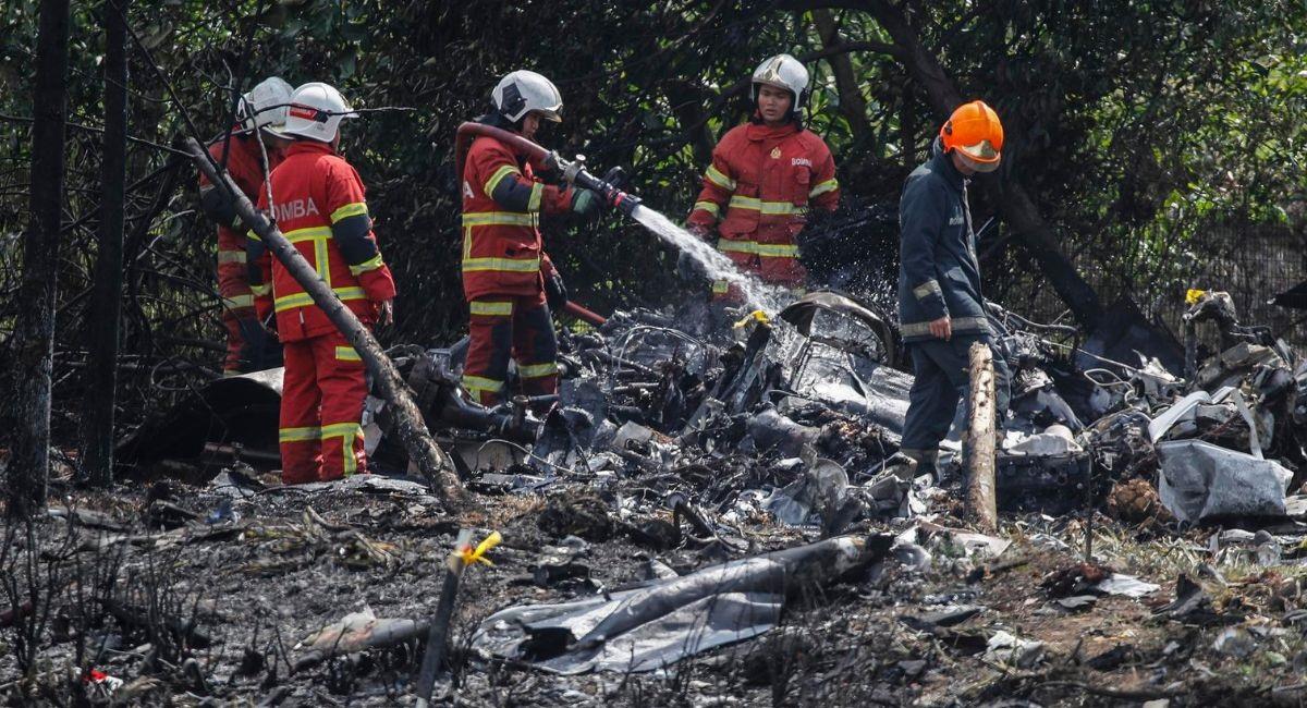 Al menos diez muertos al estrellarse una avioneta en Malasia. Foto: EFE