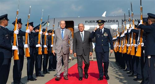 El presidente de México llegó a Cali para reunirse con Petro 