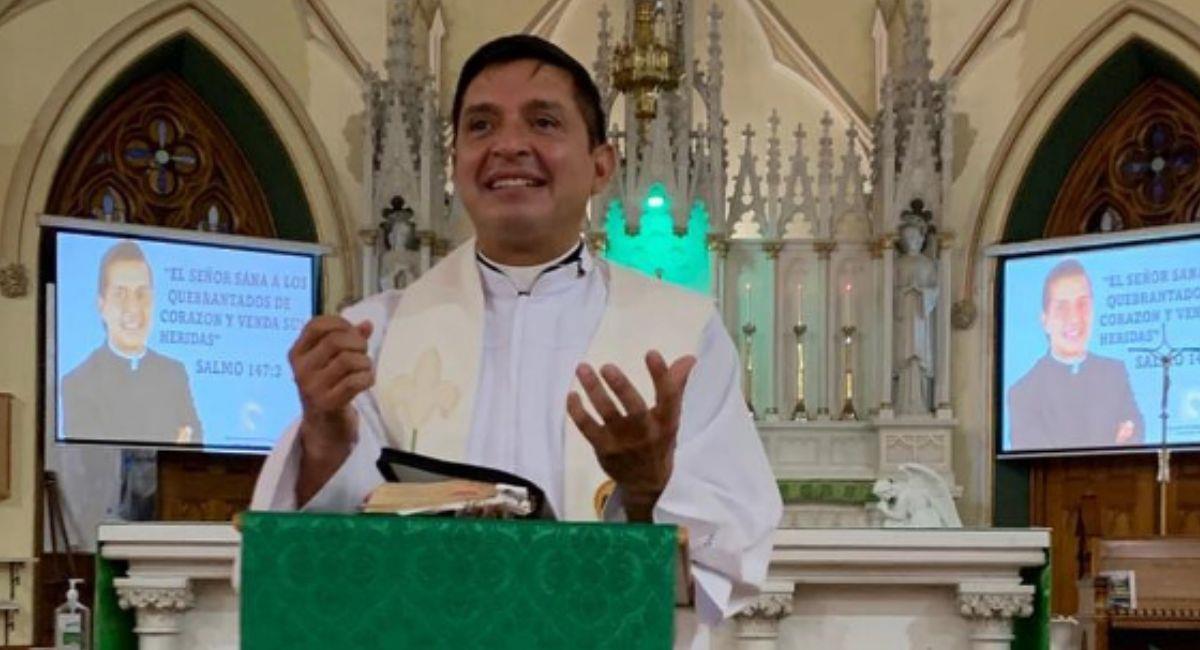 Padre Chucho en su cuenta de Instagram. Foto: Instagram @padrechuchocol
