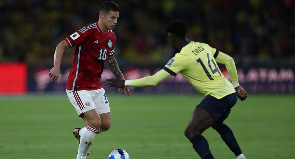 La selección Colombia, capitaneada por James Rodríguez, sacó dos puntos de seis posibles ante Uruguay y Ecuador en esta doble jornada de eliminatorias. Foto: EFE José Jácome