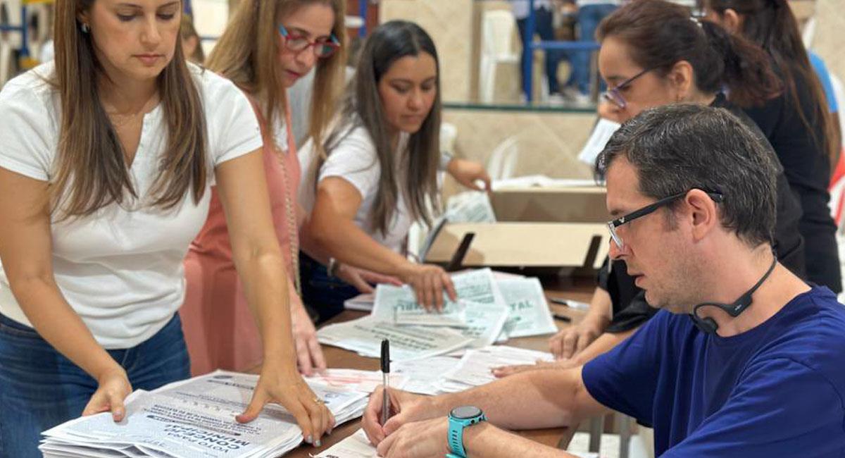 Colombia eligió el domingo 29 de octubre 12.072 concejales, 418 diputados y 6.513 ediles. Foto: Youtube @Registraduria