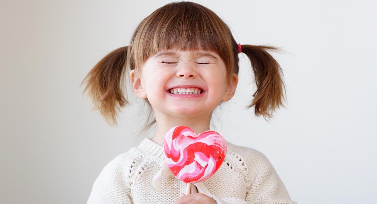 Dulce y caries: recomendaciones para cuidar los dientes de los niños en Halloween. Foto: Shutterstock