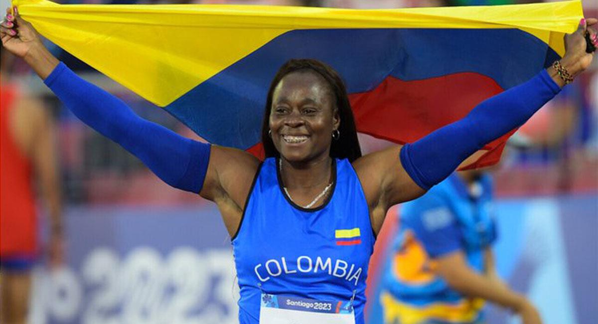 Flor Denis Ruiz logró para Colombia el oro en lanzamiento de jabalina en los Panamericanos de Chile. Foto: Twitter @MinDeportesCol