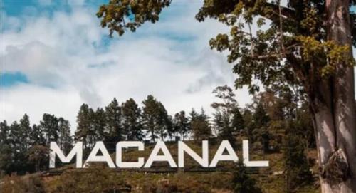 Un pueblo de Boyacá cuenta con un letrero al estilo Hollywood entre sus montañas
