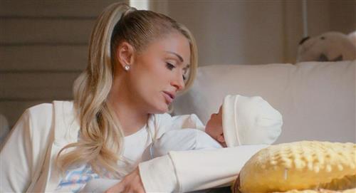 Paris Hilton da la bienvenida a su pequeña hija London con un video 