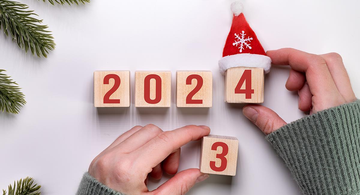 Oración para la noche de Año Nuevo: reza en familia para despedir el año el 31 de diciembre. Foto: Shutterstock