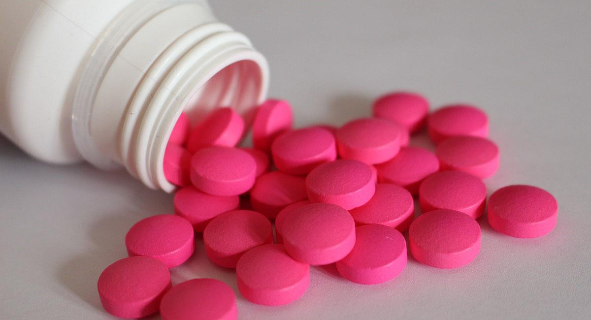 Unas pastillas encontradas podían ser la causa de la muerte de un joven de 27 años. Foto: Pixabay
